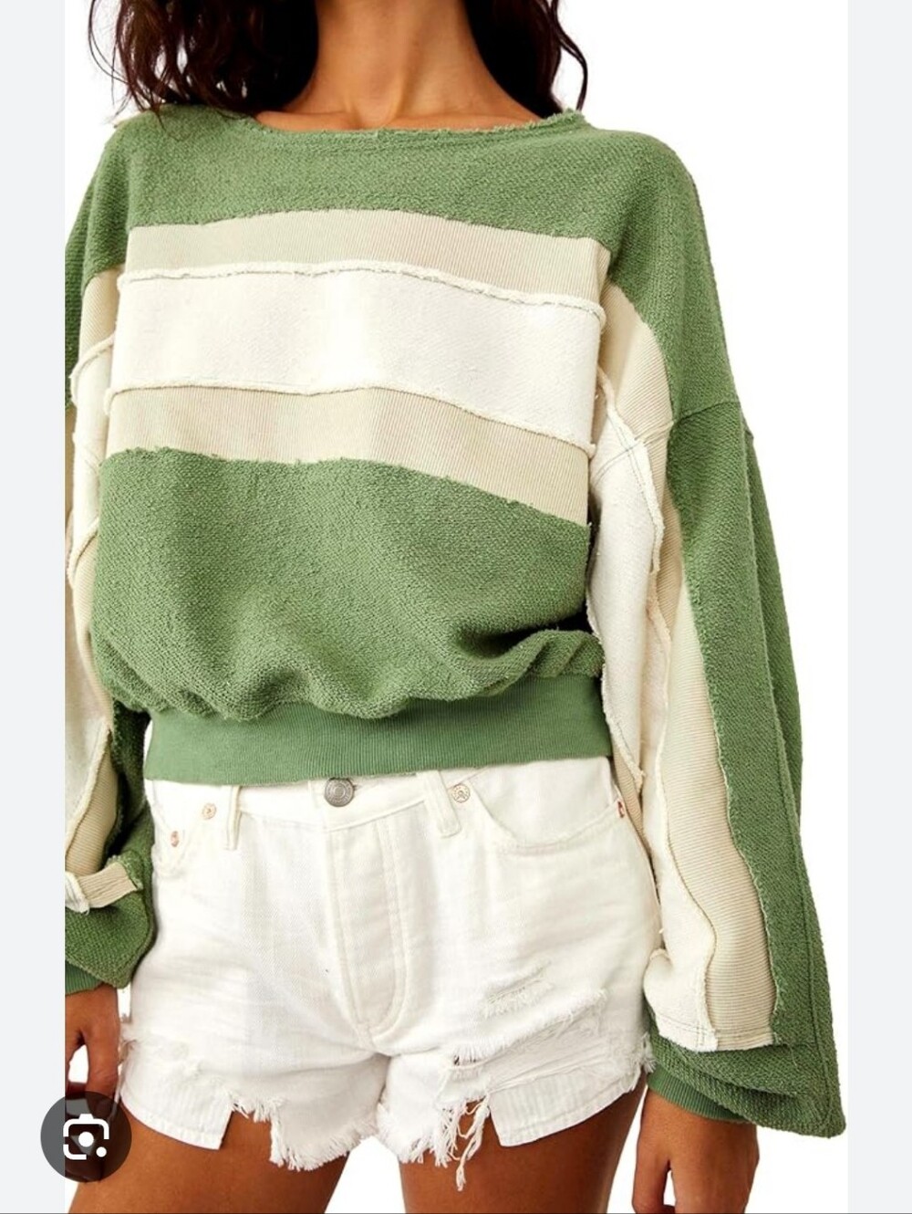 Lesticle Green and Cream Striped Women’s Pullover Sweater Size Medium - Picture 2 of 11